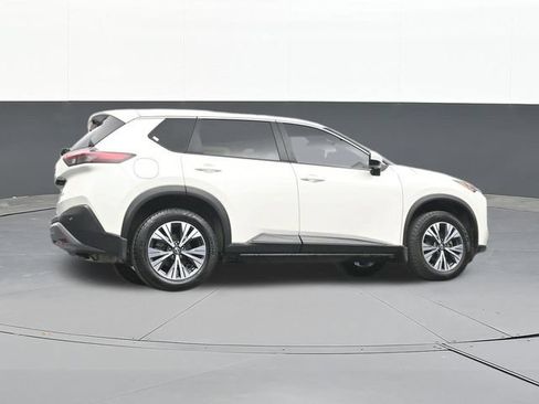 Used 2023 Nissan Rogue SV FWD image 47