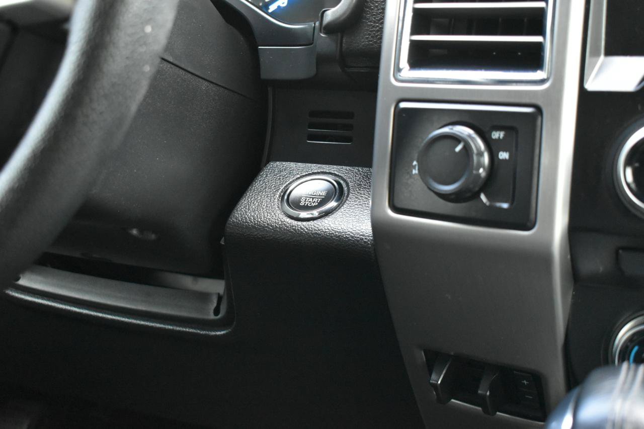 Used 2015 Ford F150 Platinum w/ Equipment Group 701A Luxury RWD image 43
