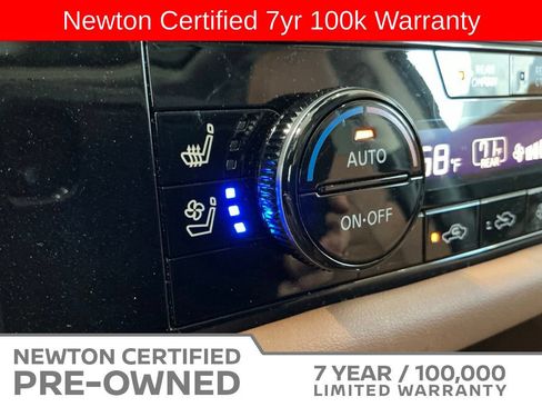 Used 2025 Nissan Pathfinder Platinum w/ Cargo Package FWD image 15