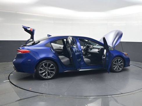 Used 2020 Toyota Corolla SE FWD image 39