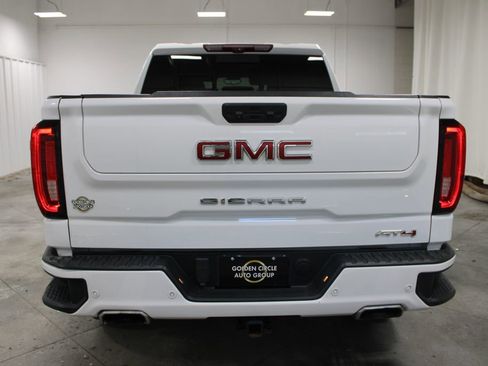 Used 2022 GMC Sierra 1500 AT4 w/ AT4 Premium Package image 8