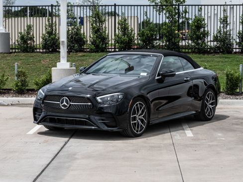 Used 2023 Mercedes-Benz E 450 Cabriolet image 10