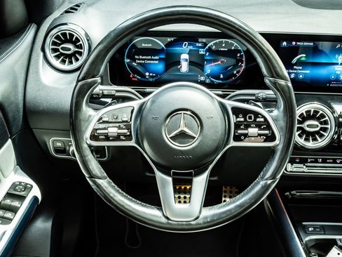 Used 2021 Mercedes-Benz GLA 250 4MATIC image 17