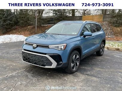 Certified 2025 Volkswagen Taos SE