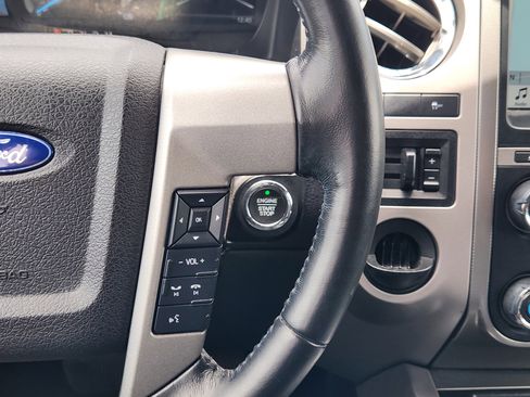 Used 2017 Ford Expedition EL Limited w/ Equipment Group 301A RWD image 29