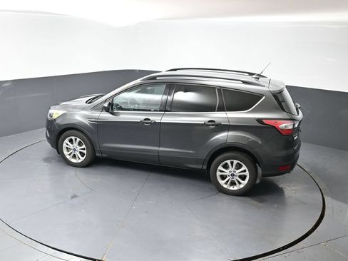 Used 2018 Ford Escape SE w/ SE Sync 3 Package FWD image 45