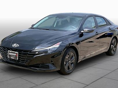 Used 2023 Hyundai Elantra SEL