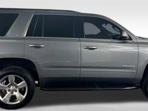 Used 2019 Chevrolet Tahoe LT image 10