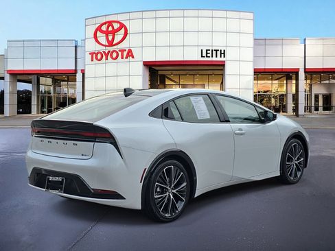 Used 2026 Toyota Prius Limited image 5