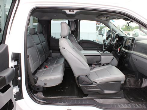 Used 2024 Ford F350 XL w/ XL Chrome Package RWD image 21