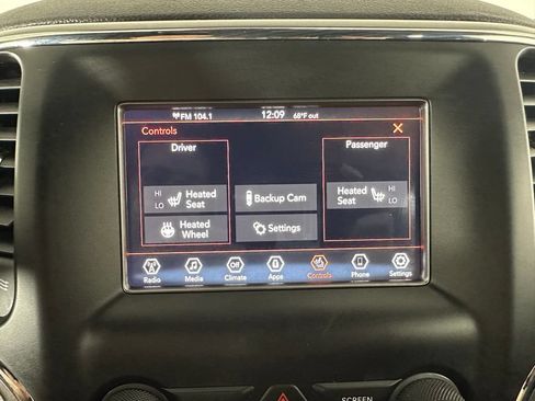 Used 2018 Jeep Grand Cherokee Laredo AWD/4WD image 19