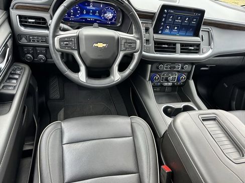 Used 2024 Chevrolet Tahoe Premier w/ Advanced Technology Package image 8