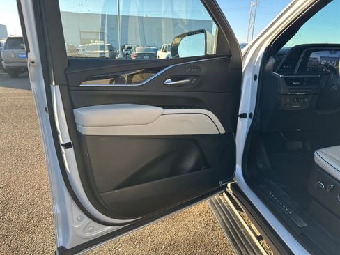 Used 2021 Cadillac Escalade ESV Sport w/ Driver Assist Tech Package image 16