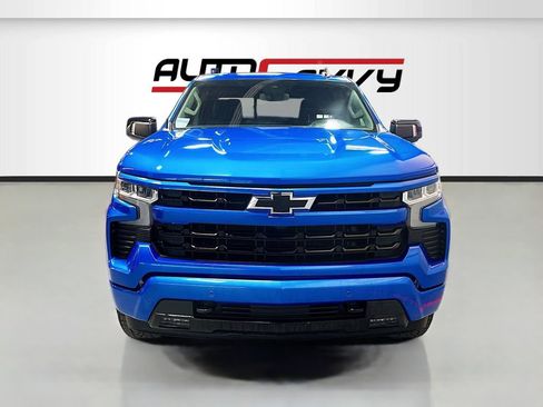 Used 2025 Chevrolet Silverado 1500 RST AWD/4WD image 2