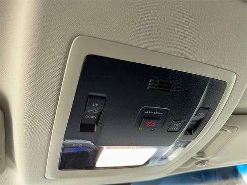 Used 2018 Lexus NX 300 FWD image 35