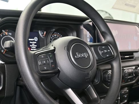 New 2026 Jeep Gladiator Sport image 13