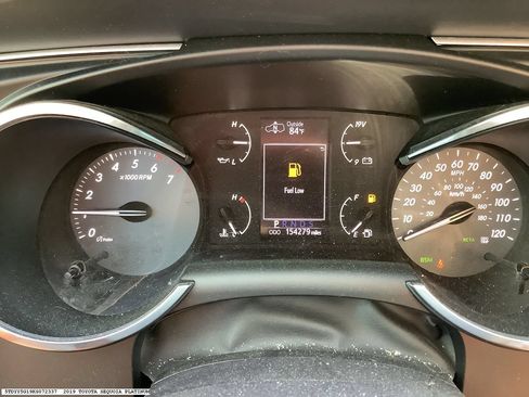 Used 2019 Toyota Sequoia Platinum RWD image 12