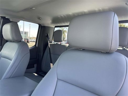 New 2026 Ford F250 XL w/ XL Chrome Package image 18