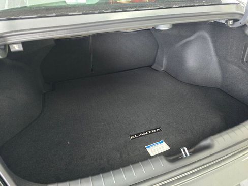 New 2026 Hyundai Elantra Limited image 18