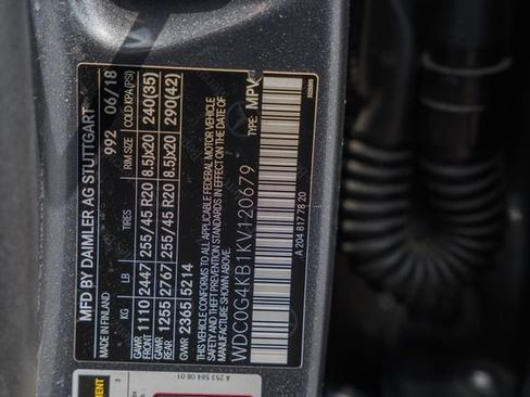 Used 2019 Mercedes-Benz GLC 300 4MATIC image 39