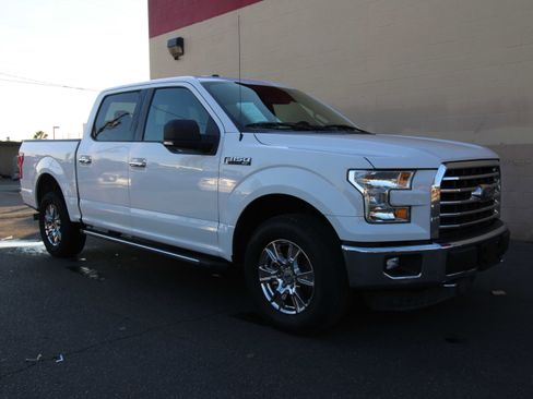 Used 2015 Ford F150 XLT w/ Equipment Group 301A Mid image 2