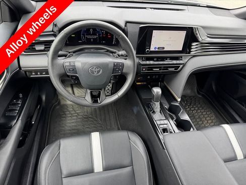 Certified 2025 Toyota Camry SE AWD/4WD image 14