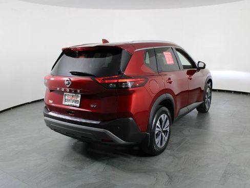 Certified 2021 Nissan Rogue SV w/ Premium Package image 16