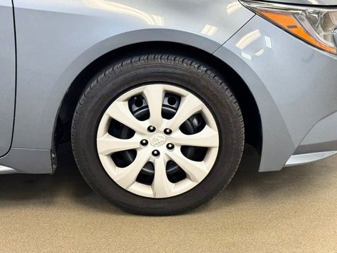 Used 2024 Toyota Corolla LE FWD image 4
