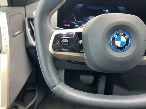 Used 2024 BMW iX xDrive50 w/ Sport Package AWD/4WD image 19