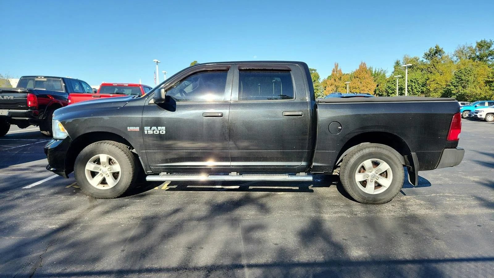 Used 2016 RAM 1500 Express AWD/4WD image 5
