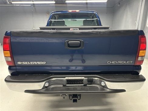 Used 2001 Chevrolet Silverado 1500 LS w/ Off-Road Chassis Pkg AWD/4WD image 5
