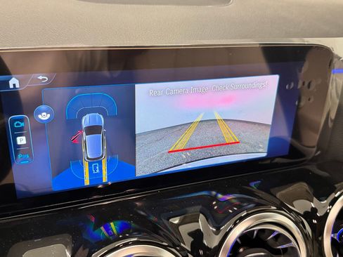 Certified 2026 Mercedes-Benz GLA 250 4MATIC image 17