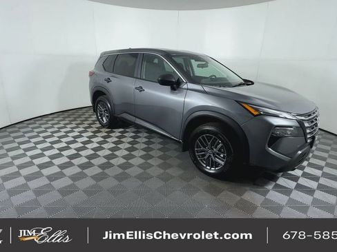 Used 2026 Nissan Rogue S image 2