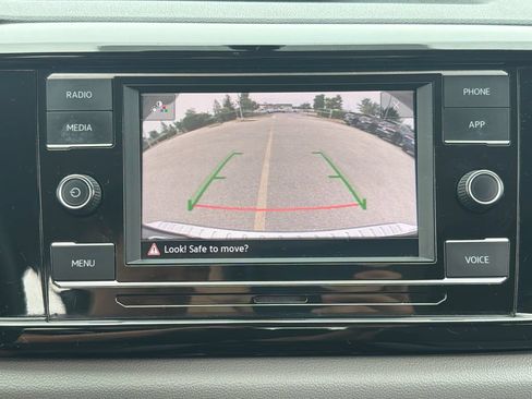 Certified 2023 Volkswagen Taos S AWD/4WD image 15