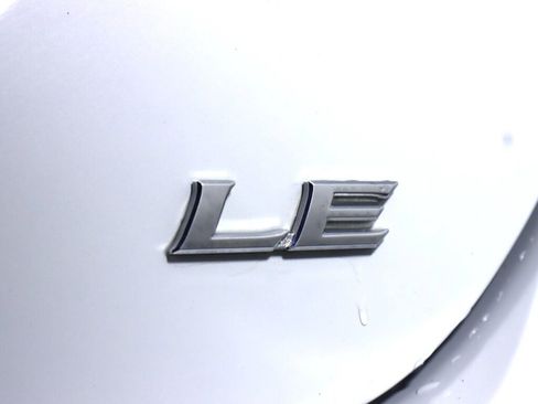 Used 2023 Toyota Camry LE w/ Convenience Package image 35