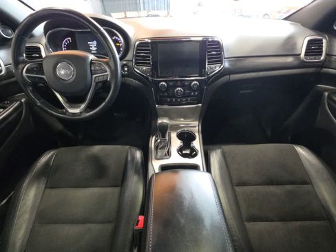 Used 2019 Jeep Grand Cherokee Altitude AWD/4WD image 30