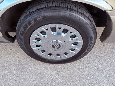 Used 2003 Mercury Grand Marquis GS image 8