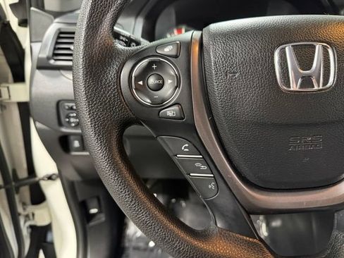 Used 2017 Honda Pilot EX image 17