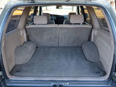 Used 2000 Toyota 4Runner SR5 w/ Upgrade Value Pkg 4 image 14