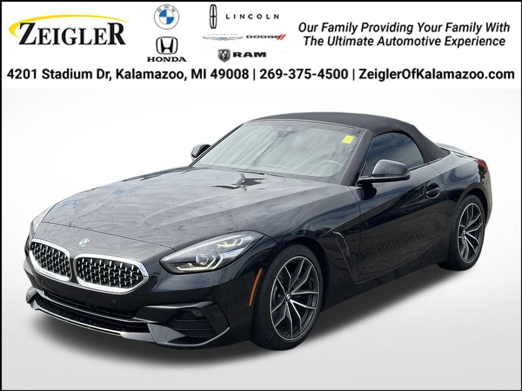 Used 2020 BMW Z4 sDrive30i w/ Convenience Package RWD image 1
