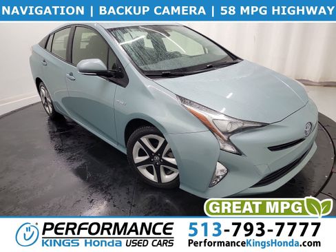 Used 2016 Toyota Prius Two image 1