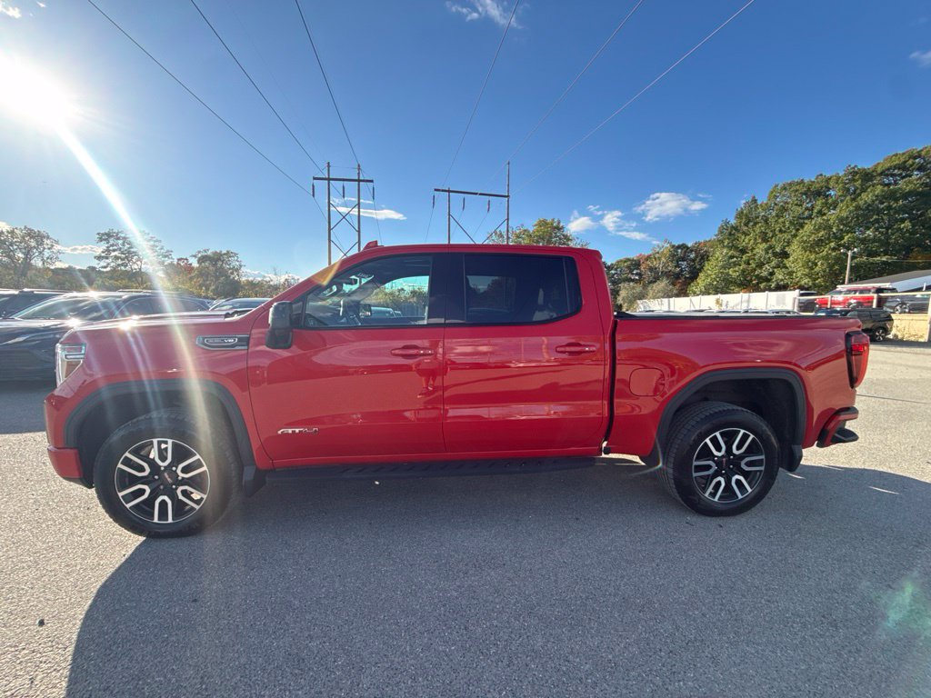 Used 2021 GMC Sierra 1500 AT4 w/ AT4 Premium Package AWD/4WD image 9