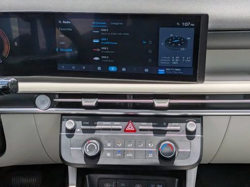 Used 2025 Hyundai Tucson SE FWD image 17