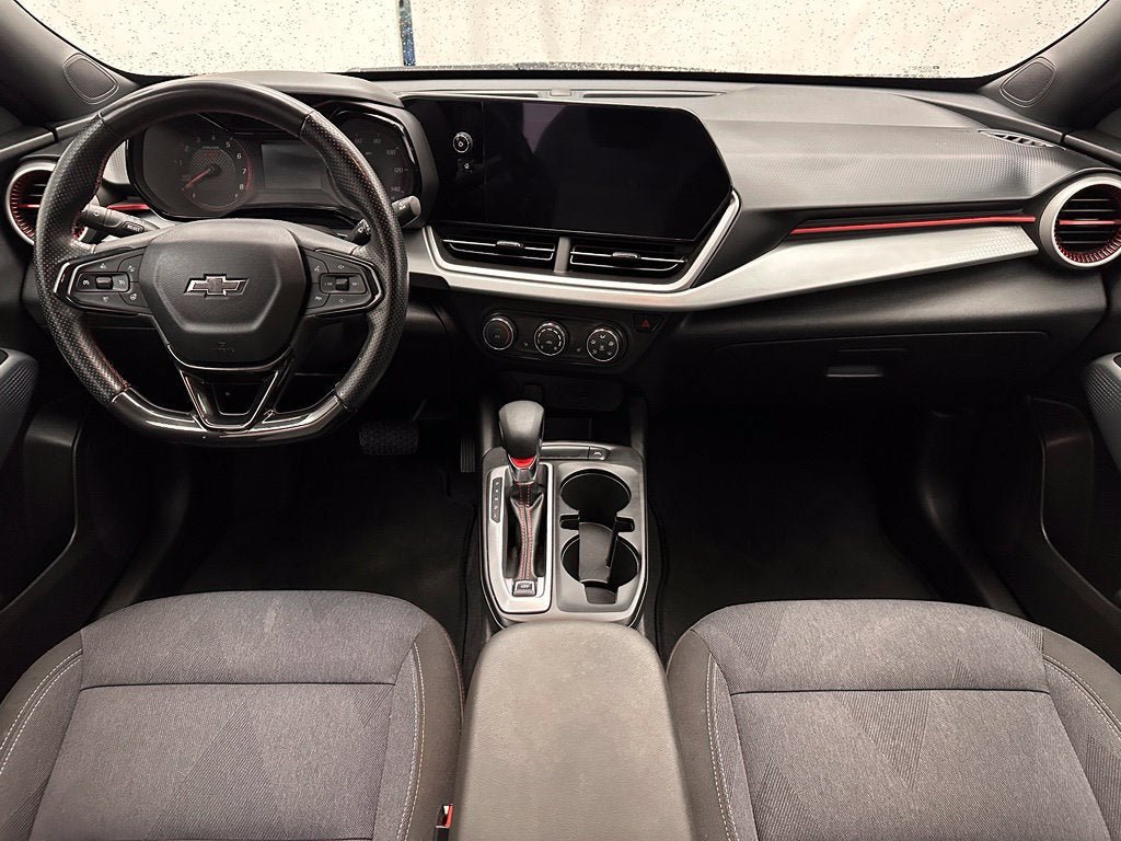 Used 2024 Chevrolet Trax RS w/ Driver Confidence Package FWD image 7