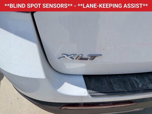 Used 2021 Ford Explorer XLT w/ Equipment Group 202A RWD image 9