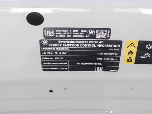 New 2026 BMW i4 eDrive40 w/ M Sport Package RWD image 38