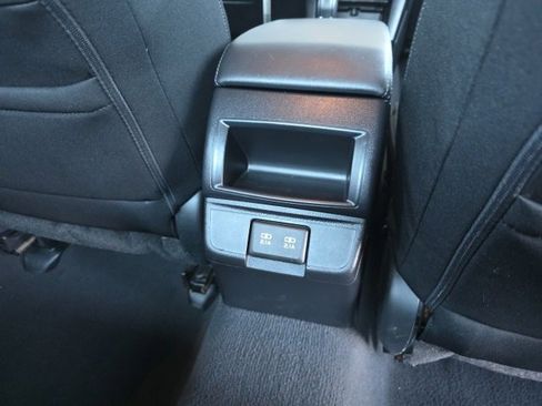 Used 2019 Subaru Legacy 2.5i Premium image 14