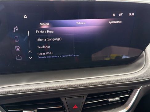 Used 2025 Buick Encore GX Sport Touring w/ Advanced Technology Package FWD image 23