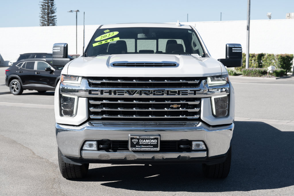 Used 2022 Chevrolet Silverado 2500 LTZ w/ LTZ Convenience Package AWD/4WD image 2
