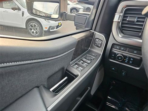 Used 2024 Ford F250 Lariat image 28